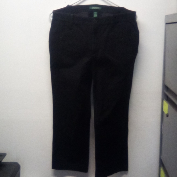 Lauren Ralph Lauren Pants - Ralph Lauren, black. Size 10, Peddle pusher pants